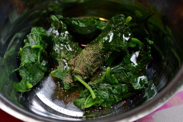 épinards assaisonnés